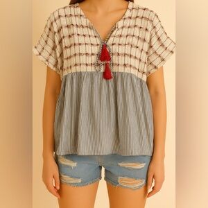 THML Embroidered Boho Top Vacation Festival Eclectic Blouse‎ Size Medium